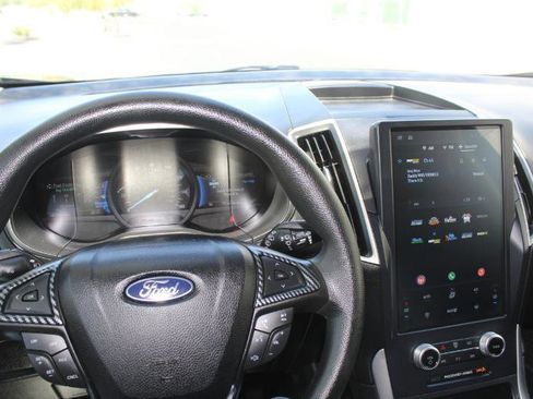 Used 2022 Ford Edge SE w/ Black Appearance Package AWD/4WD image 25