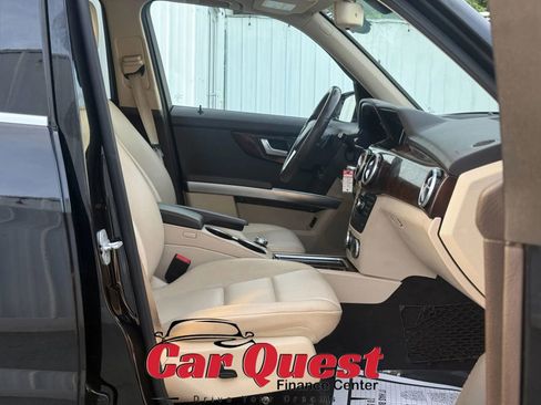 Used 2015 Mercedes-Benz GLK 350 4MATIC image 18