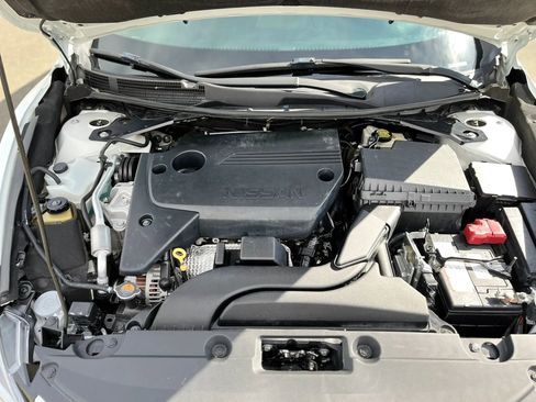Used 2016 Nissan Altima 2.5 SV w/ Convenience Package FWD image 21