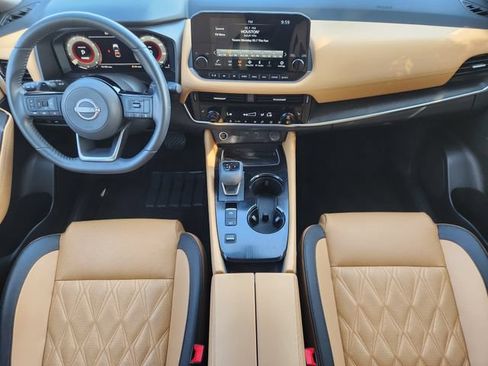 Used 2023 Nissan Rogue Platinum FWD image 25