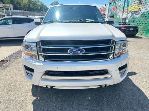 Used 2015 Ford Expedition Limited AWD/4WD image 2
