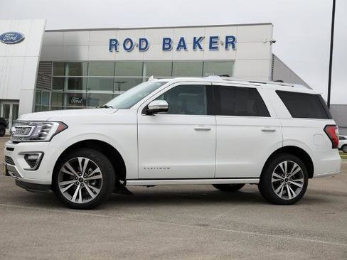 Certified 2021 Ford Expedition Platinum image 3