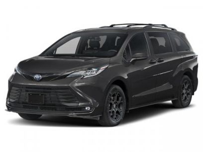 New 2026 Toyota Sienna XLE Woodland Edition