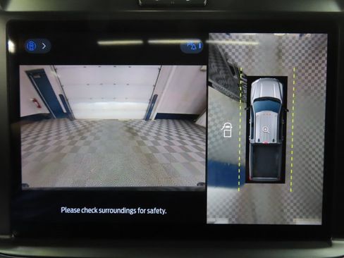 Used 2025 Ford F250 Platinum image 24