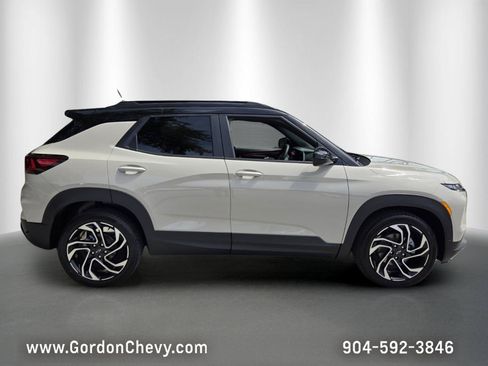 New 2026 Chevrolet TrailBlazer RS w/ Convenience Package FWD image 8