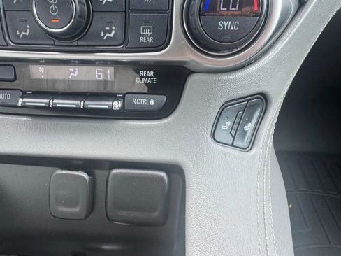 Used 2019 Chevrolet Tahoe LT w/ Luxury Package image 45