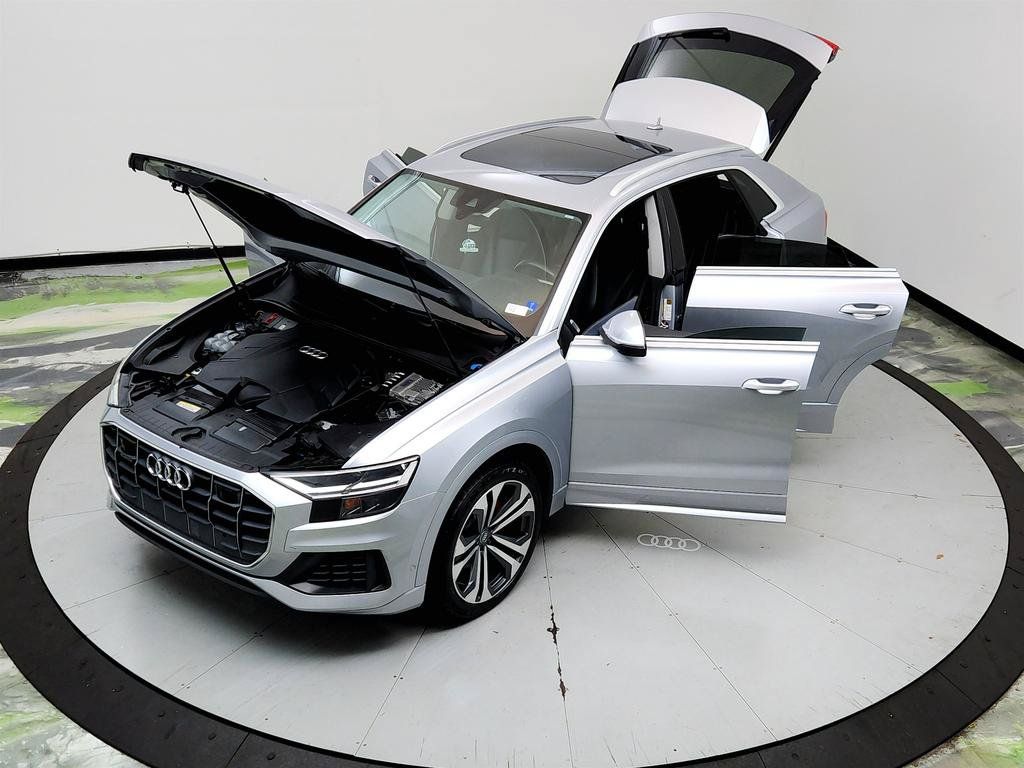 Used 2019 Audi Q8 Premium Plus w/ Premium Plus AWD/4WD image 37