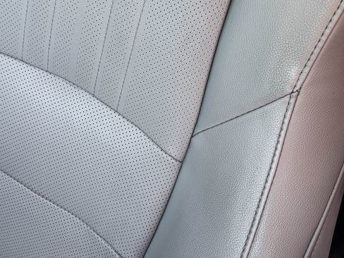 Used 2018 Honda Accord Touring image 54