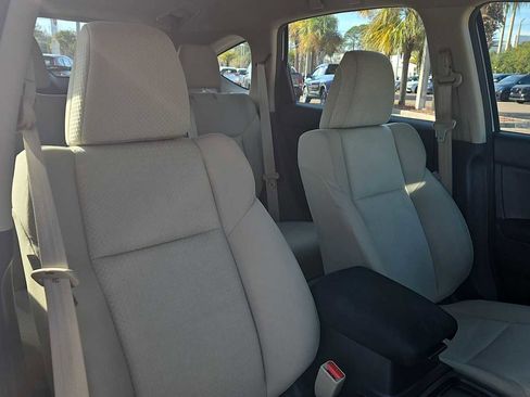 Used 2016 Honda CR-V LX image 25