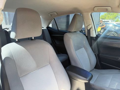 Used 2015 Toyota Corolla L FWD image 23