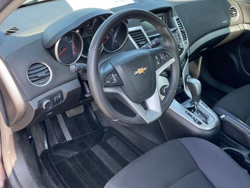 Used 2014 Chevrolet Cruze LT FWD image 9