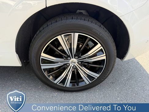 Used 2023 Volvo XC60 B5 Plus w/ Climate Package AWD/4WD image 13