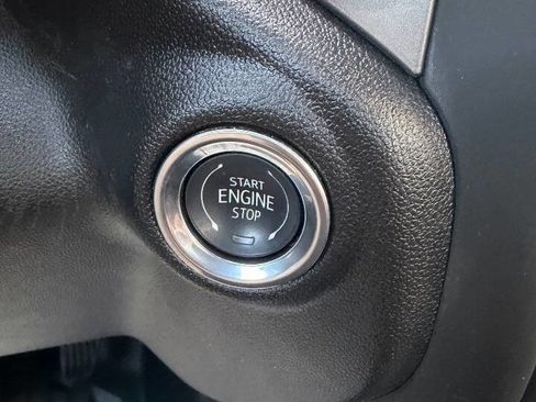 Used 2025 Chevrolet Silverado 1500 W/T AWD/4WD image 27