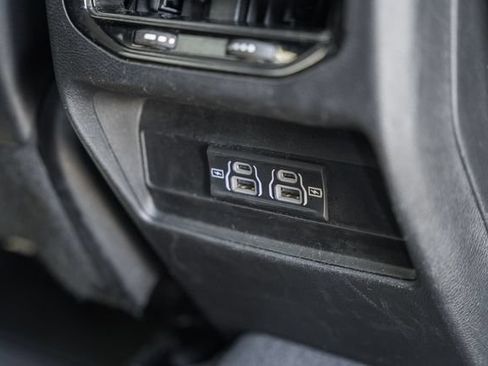 Used 2023 Jeep Grand Cherokee L Laredo AWD/4WD image 39