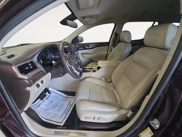 Used 2017 GMC Acadia Denali AWD/4WD image 11