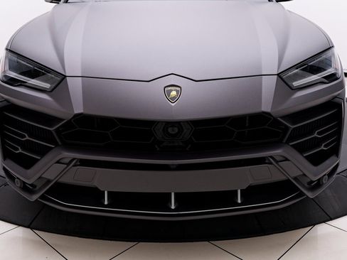 Used 2021 Lamborghini Urus image 16