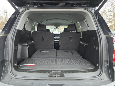 Used 2023 GMC Acadia SLE w/ Driver Convenience Package image 15