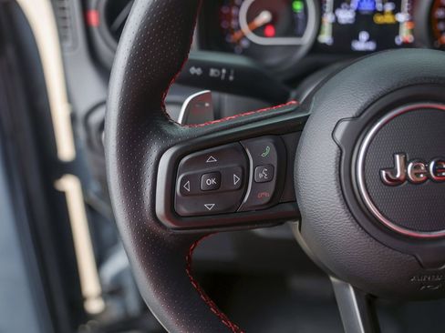 Used 2024 Jeep Wrangler Unlimited Rubicon 392 image 22