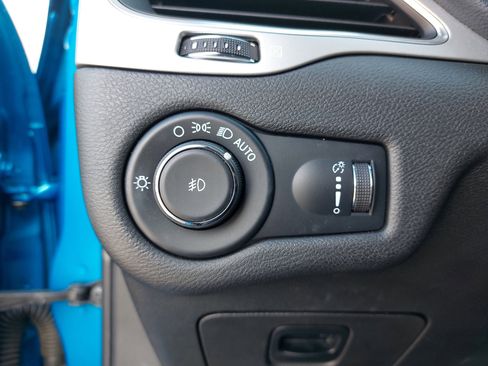 Used 2022 Jeep Cherokee Latitude w/ Trailer Tow Group image 27