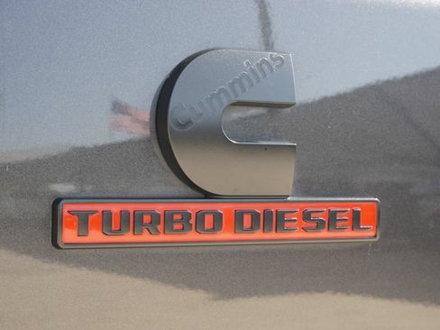 Used 2022 RAM 3500 Laramie w/ Night Edition AWD/4WD image 10