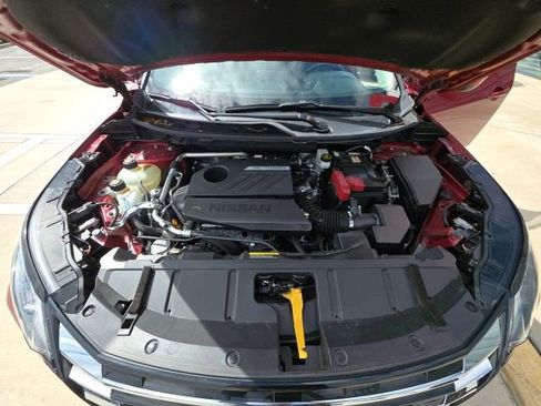 Used 2025 Nissan Rogue SV w/ SV Premium Package image 29