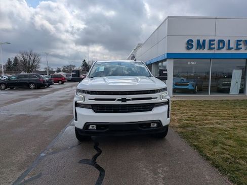 Used 2022 Chevrolet Silverado 1500 RST image 2