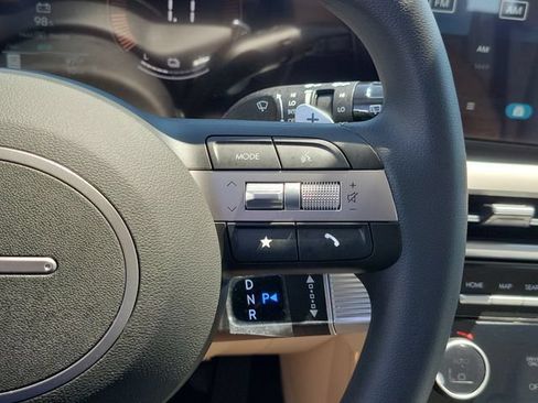 New 2026 Hyundai Tucson Blue SE FWD image 8