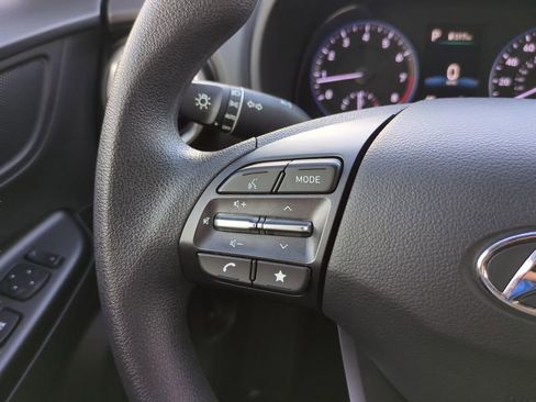 Certified 2022 Hyundai Kona SE FWD image 18