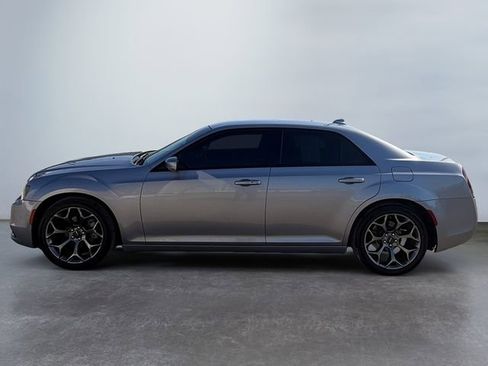 Used 2015 Chrysler 300 S image 2