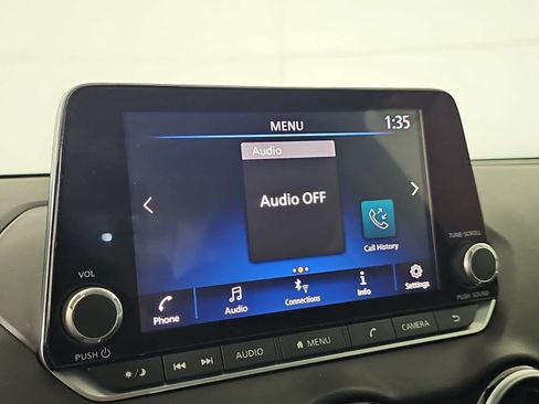 Certified 2021 Nissan Sentra SV FWD image 20