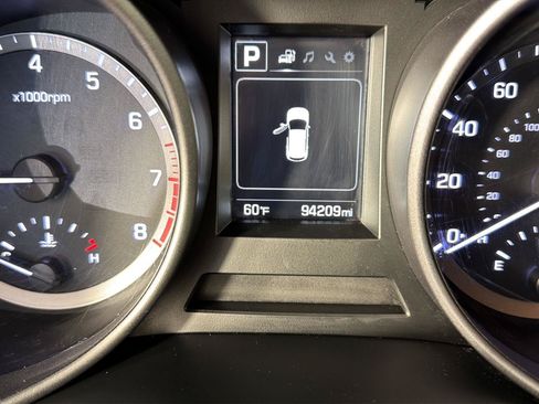 Used 2018 Hyundai Santa Fe Sport AWD/4WD image 34
