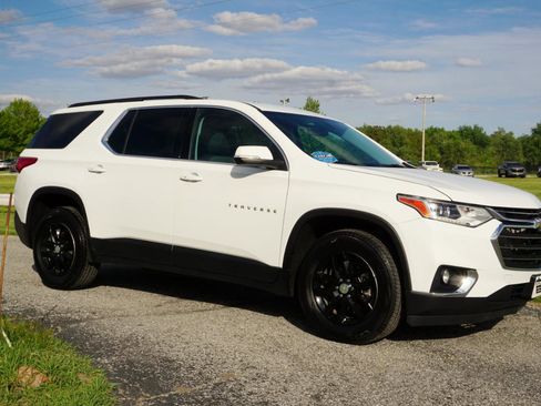 Used 2021 Chevrolet Traverse LT AWD/4WD image 5