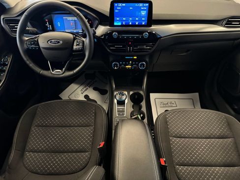 Used 2024 Ford Escape Active AWD/4WD image 9