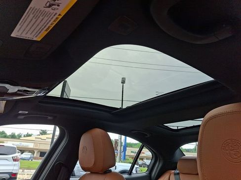 Used 2024 Alfa Romeo Giulia Ti w/ Active Assist Plus Package RWD image 14