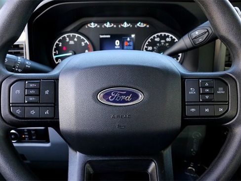 Used 2024 Ford F250 XLT w/ FX4 Off-Road Package image 12