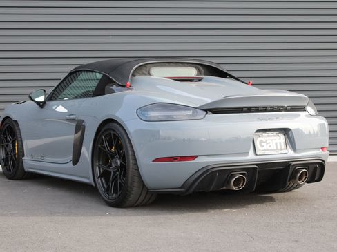 Used 2024 Porsche 718 Boxster Spyder RS image 3