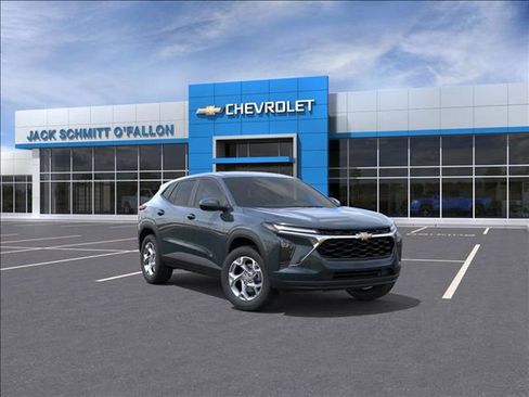 New 2026 Chevrolet Trax LS image 1