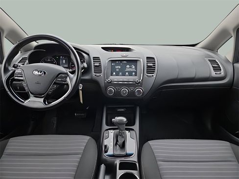 Used 2018 Kia Forte S image 13