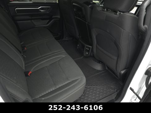 Used 2025 RAM 1500 Big Horn AWD/4WD image 34