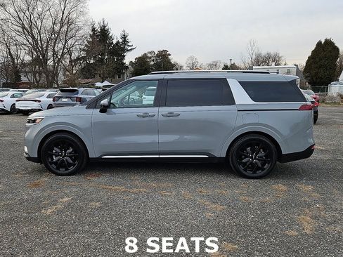 Certified 2024 Kia Carnival SX Prestige image 4