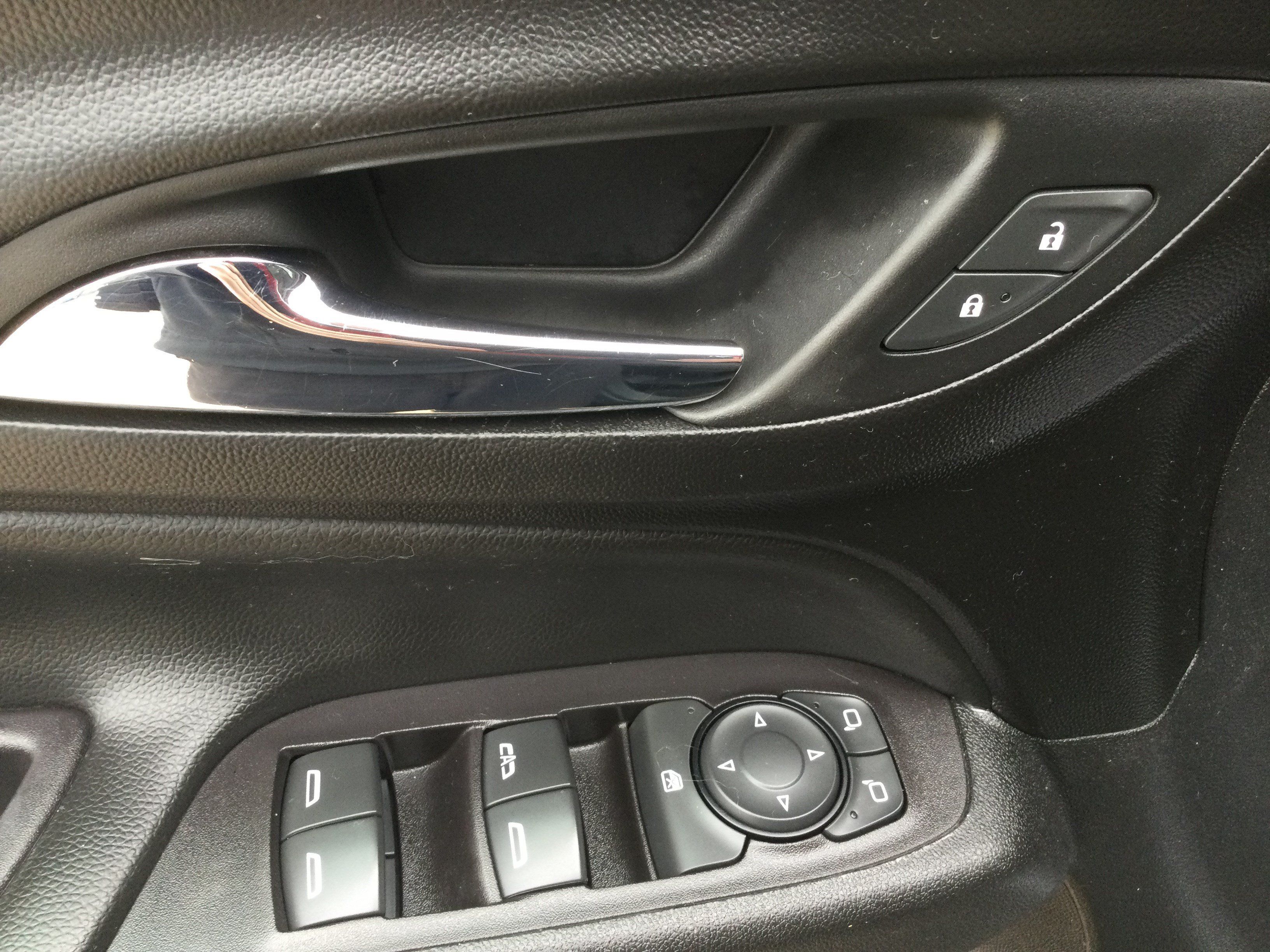 Used 2020 Chevrolet Equinox LT AWD/4WD image 9