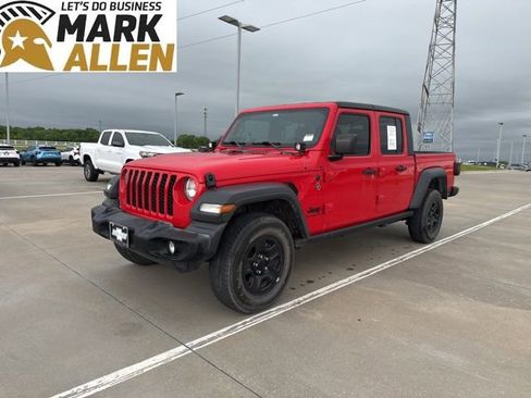 Used 2022 Jeep Gladiator Sport w/ Trailer Tow Package AWD/4WD image 2