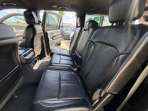 Used 2024 Jeep Wagoneer L Series II w/ Flexible Seating Group AWD/4WD image 20