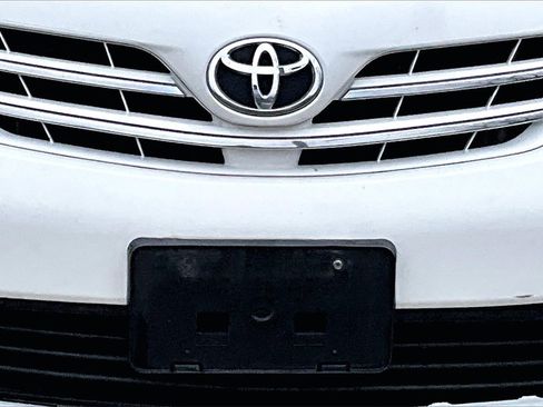 Used 2013 Toyota Corolla LE w/ Premium Pkg image 12