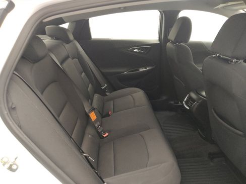 Used 2022 Chevrolet Malibu LT FWD image 19