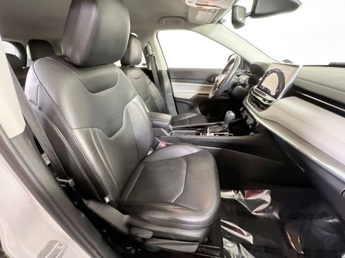 Used 2022 Jeep Compass Limited AWD/4WD image 26