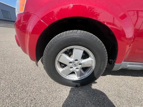 Used 2011 Ford Escape XLT w/ 201A Rapid Spec Order Code AWD/4WD image 10