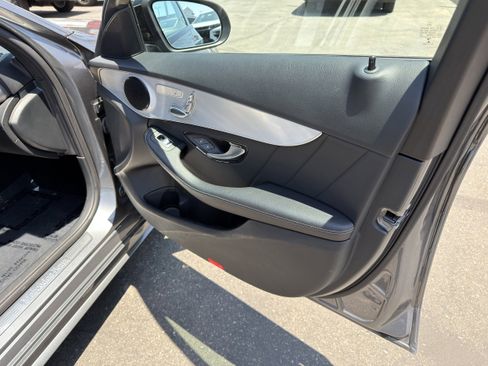 Used 2021 Mercedes-Benz C 300 Sedan image 11