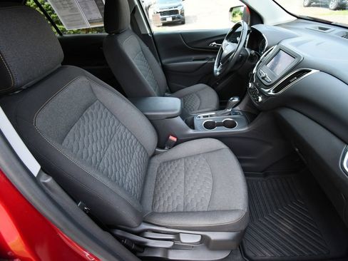 Used 2021 Chevrolet Equinox LT AWD/4WD image 21