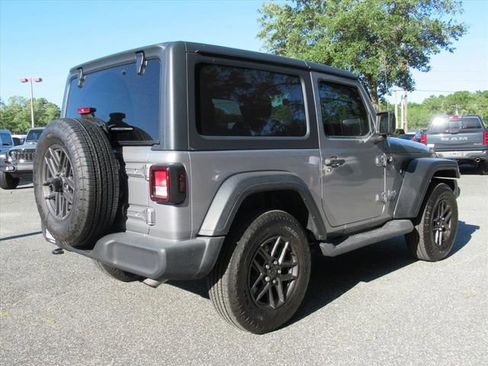 Used 2020 Jeep Wrangler Sport AWD/4WD image 7